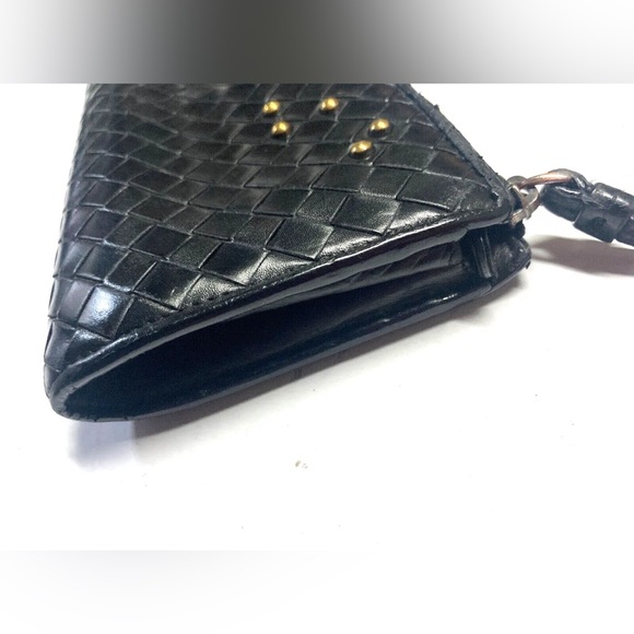 BOTTEGA VENETA VINTAGE STUDDED INTRECCIATO ZIP AROUND LEATHER LONG WALLET - Picture 9 of 16